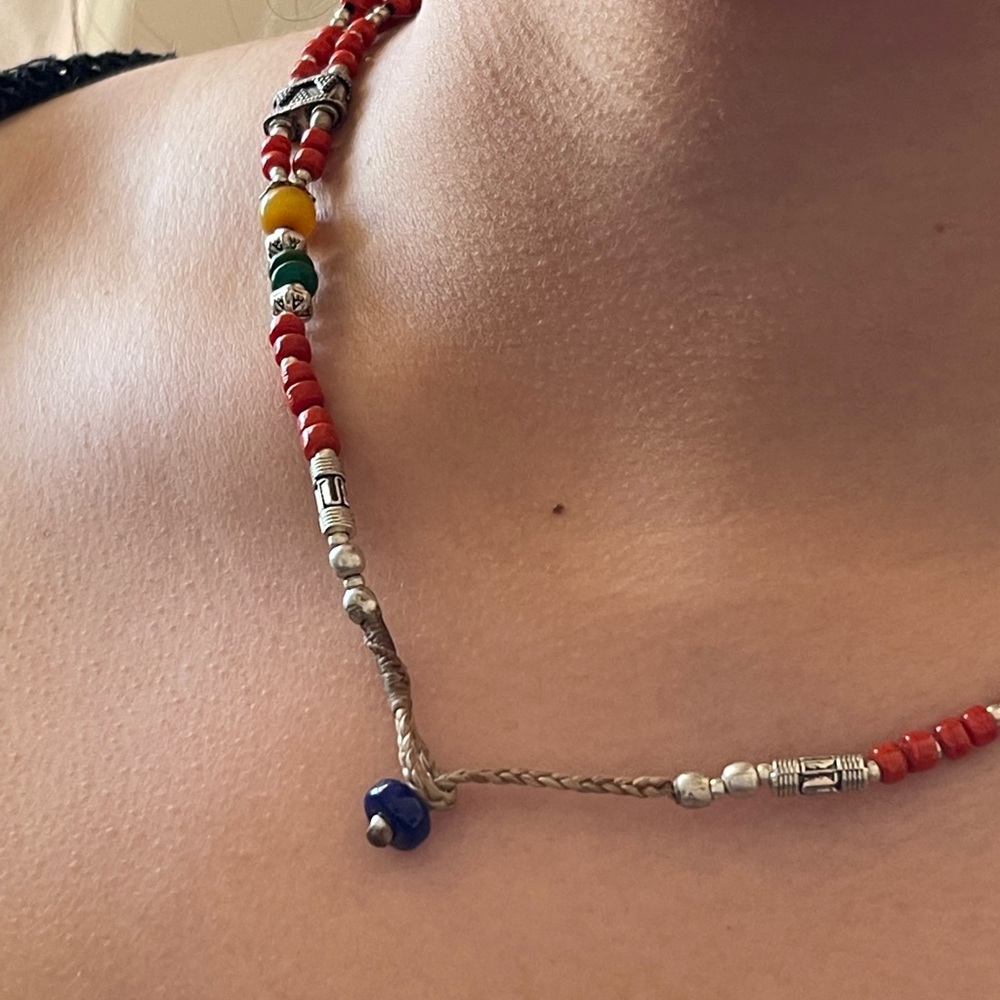 Gorgeous ethnic gemstone necklace - Picture 8 of 8